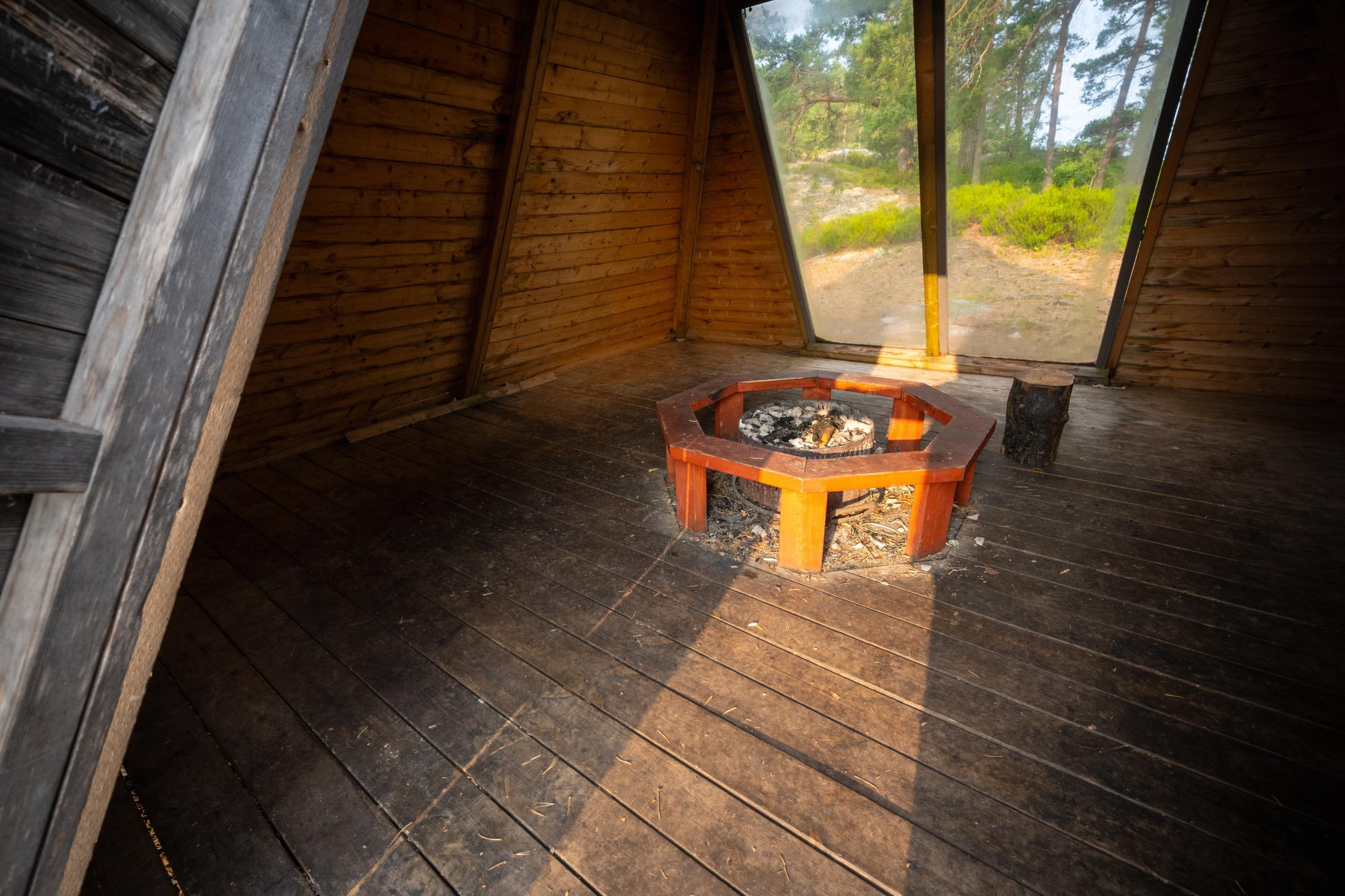 Livarebosjön Raststuga